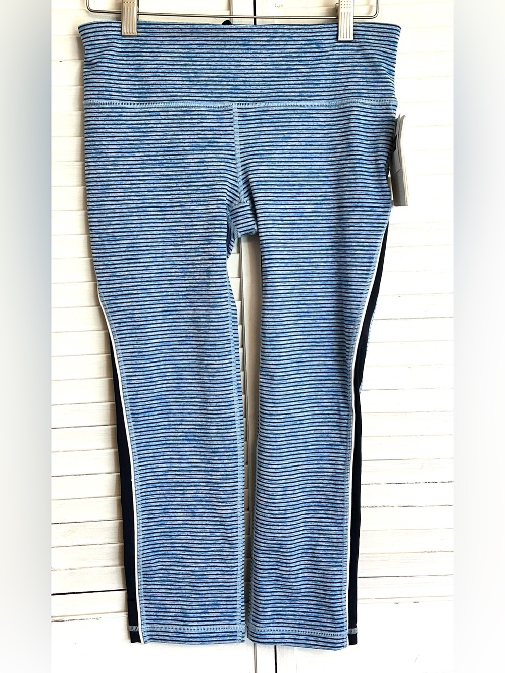 GAPFit gFast Athletic Cropped Leggings Gap Womens size small NWT